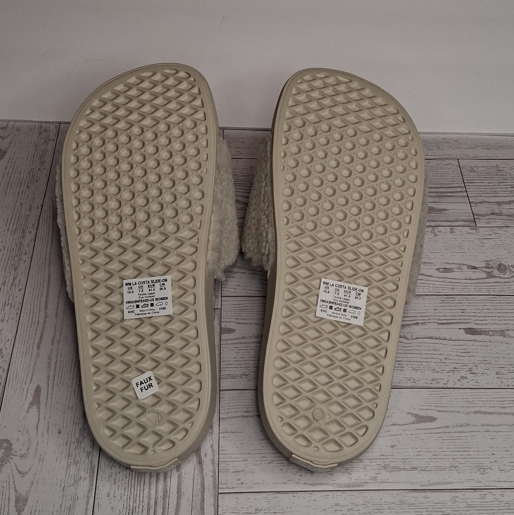 Vans Oatmeal Sherpa La Costa Slid-On  Women's Cozy Slipper Sandals Size 10 - Picture 7 of 8